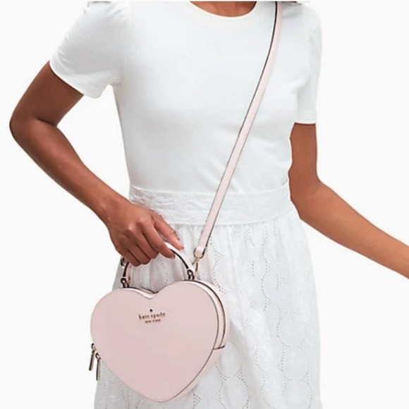 Like New - Kate Spade Heart Crossbody Bag 💕 - Picture 12 of 15